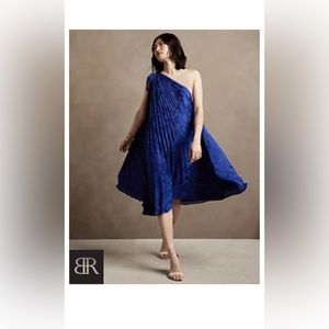 Banana Republic Pleated One Shoulder Dress. Voltage Blue. Size Small.